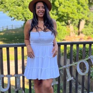 Meet your Posher, Leslie